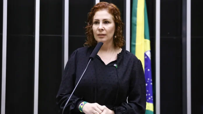 “Zambelli não deve perder mandato” , diz líder do PL –