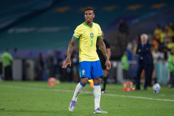 Vídeo: Gabriel Magalhães elogia Ancelotti e chama técnico de “paizão”