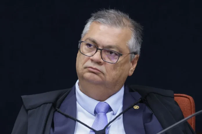 Dino vota para que Lei de Falências não se aplique a estatais