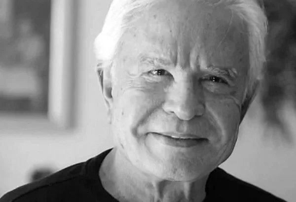 Filhos de Cid Moreira acusam madrasta de desviar R$ 100 milhões