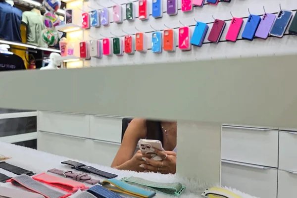 Vídeo: Mounjaro de R$ 4 mil é vendido em isopor em feira de Brasília